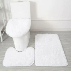 Ensemble De Tapis De Bain De Couleur Unie En Peluche Douce 3 Pièces Tapis De Salle De Bain Absorbant Antidérapant, Tapis Contour En Forme De U Et Couvercle De Couvercle De Toilette Lavable（Blanc）