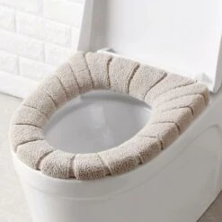 Offre Spéciale Confortable Velours Corail Salle De Bain Siège De Toilette Couverture Hiver Toilette Couverture Ménage Ferme Tapis Siège étui Couvercle
